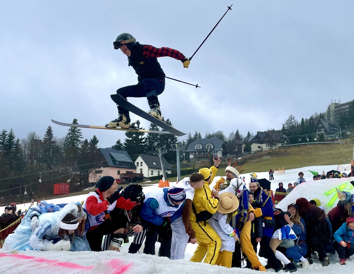 Skifasching24_wms