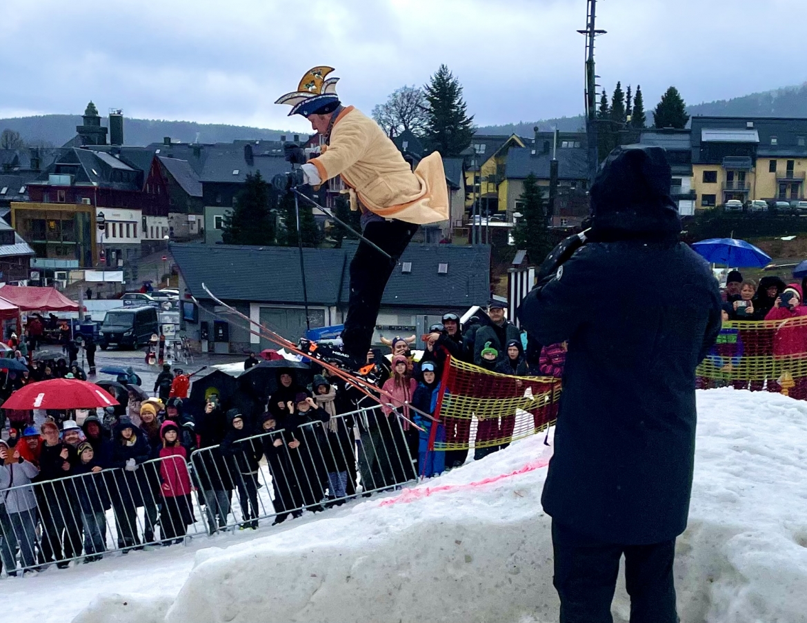 Skifasching24_wms